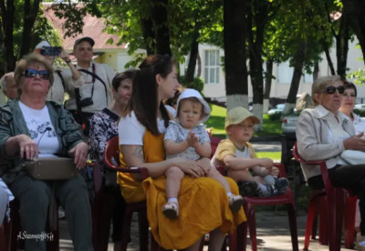 image_FBtKJUV_nDD.jpg