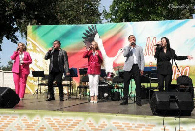 image_KeAD0gR-BLV.jpg
